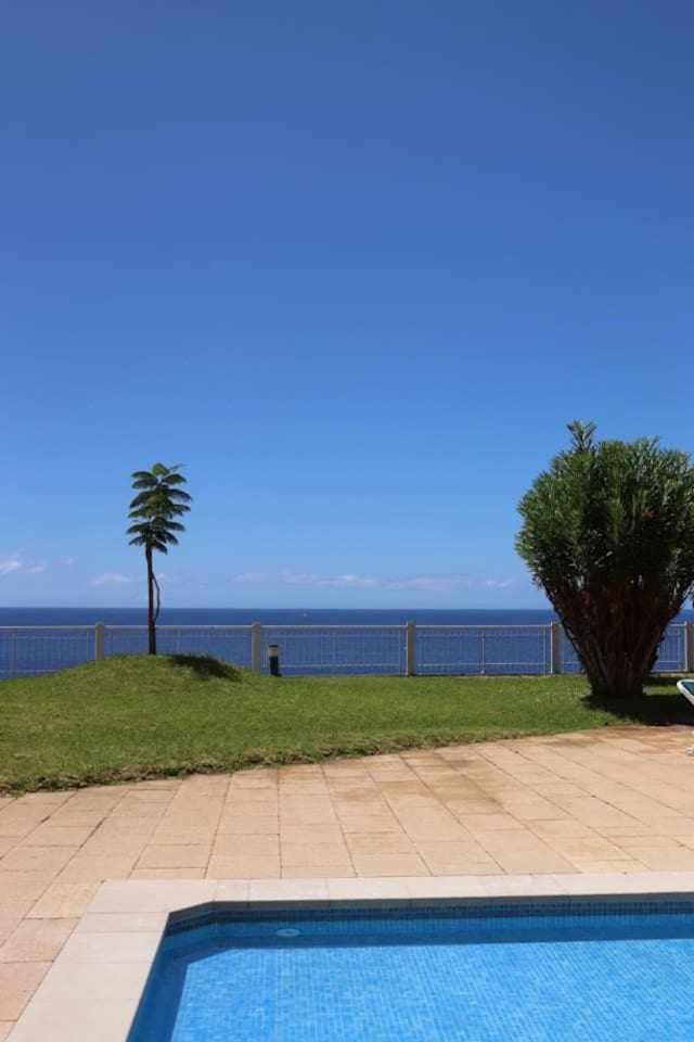 フンシャルCliff View III - Sea View + Pool + Wifiアパートメント エクステリア 写真